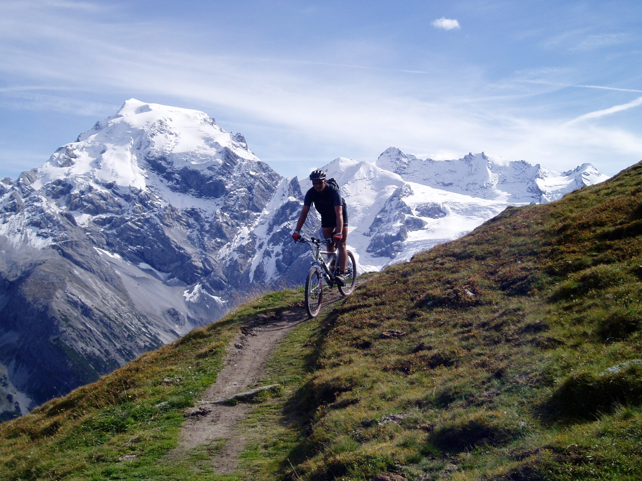 mountainbiken-in-den-dolomiten.jpg